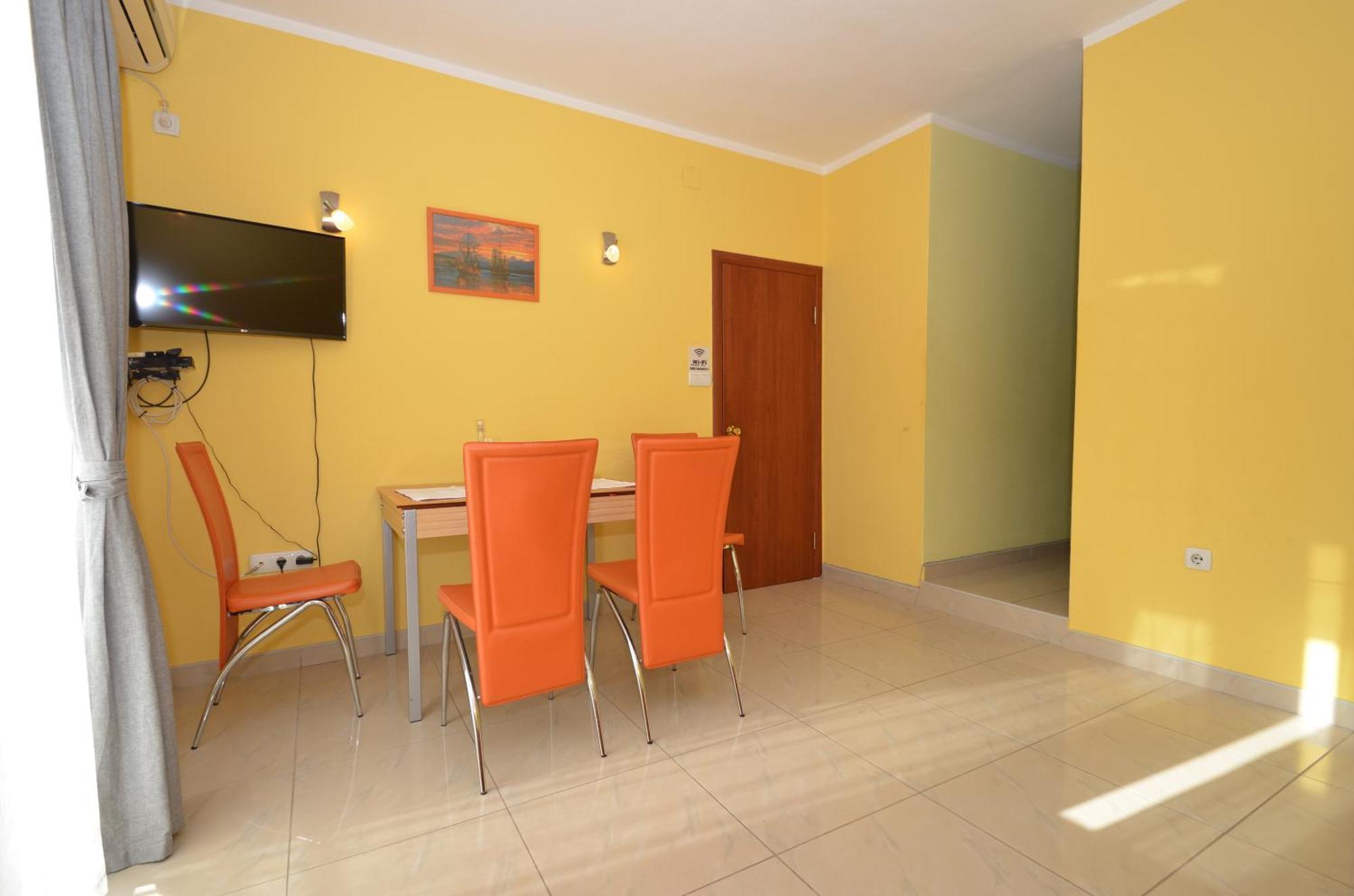 Apartments Dinko Zifra Tivat Oda fotoğraf